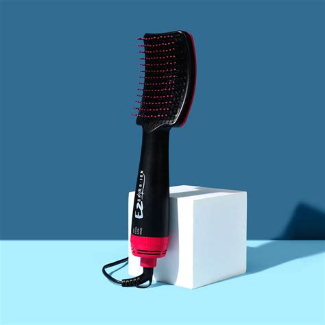 Hair Care Redefined: Experience the Magic of Voremmy's Detangler Brush